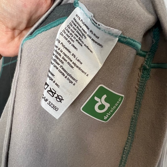 Outdoor Research Size Large Blackridge Top 9" Front Zipper Slate/Pewter Wool EUC - Picture 10 of 11